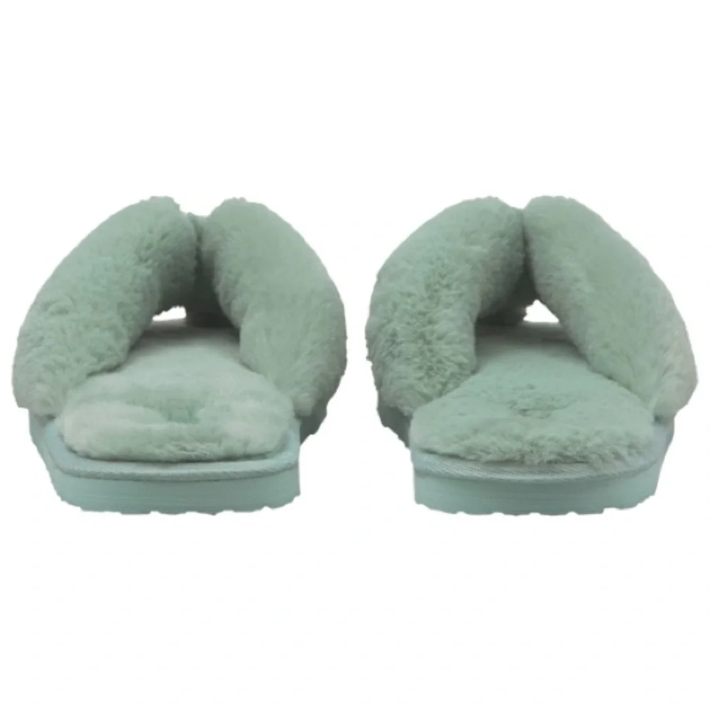 PUMA • Kids Fluff Flip Slides